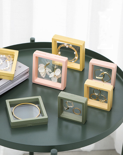 Floating jewelry display - floating,